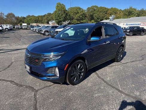 Used 2022 Chevrolet Equinox RS w/ Infotainment Package AWD/4WD image 5