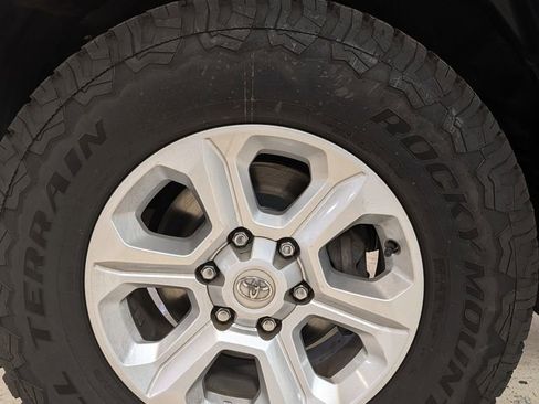 Used 2023 Toyota 4Runner SR5 image 20