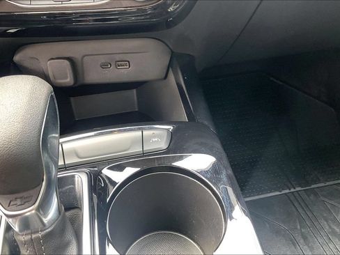 Used 2025 Chevrolet Trax ACTIV w/ Driver Confidence Package FWD image 36