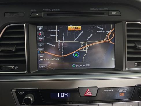 Used 2016 Hyundai Sonata Limited w/ Option Group 04 image 13