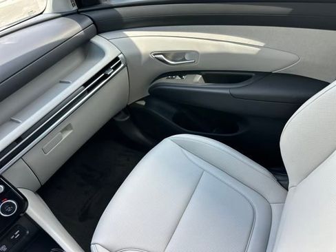 New 2025 Hyundai Tucson SEL image 30