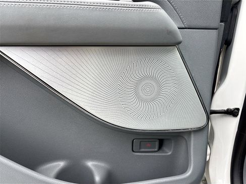 Used 2020 Lincoln Aviator Reserve w/ Equipment Group 202A image 20