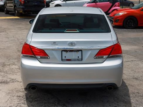 Used 2011 Toyota Avalon FWD image 12