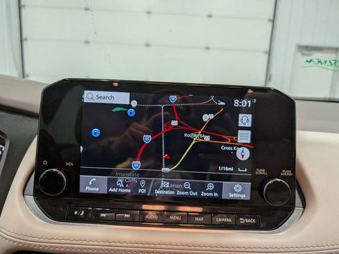 Used 2023 Nissan Rogue SL w/ SL Premium Package image 22