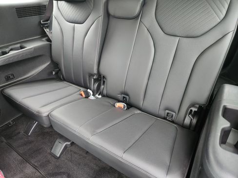 Used 2023 Hyundai Palisade SEL image 39