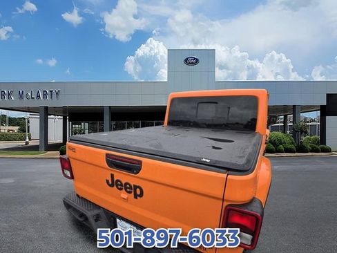 Used 2025 Jeep Gladiator Sport AWD/4WD image 19