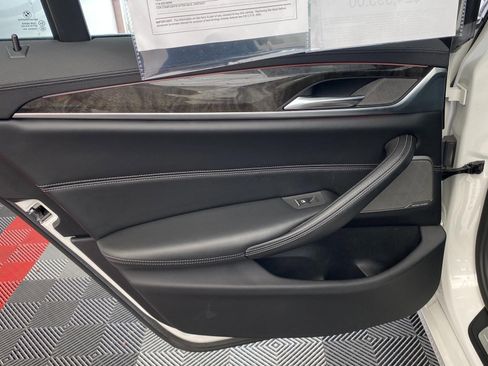 Used 2018 BMW 540i xDrive AWD/4WD image 19