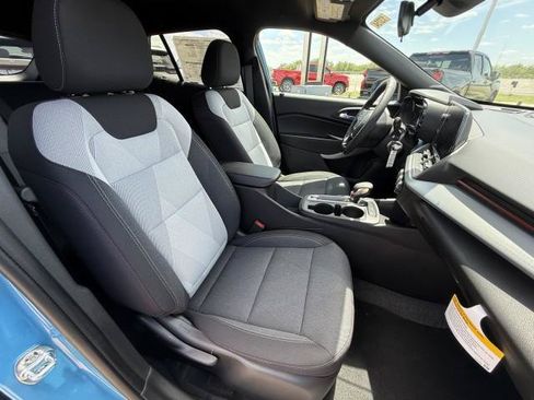 New 2026 Chevrolet Trax RS w/ Driver Confidence Package FWD image 35