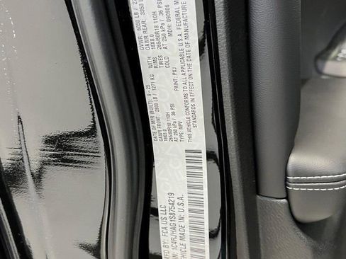 New 2025 Jeep Grand Cherokee Laredo X w/ Luxury Tech Group I image 35