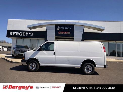 Certified 2024 GMC Savana 2500 w/ Driver Convenience Package image 2