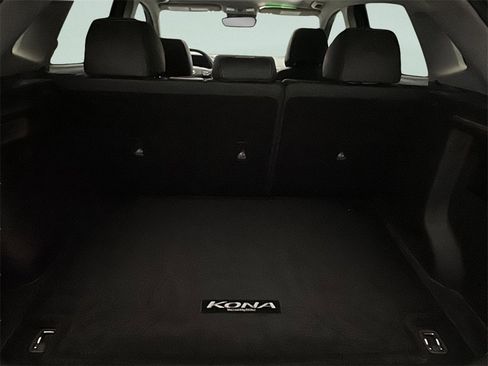 Used 2018 Hyundai Kona Limited image 18