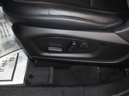 Used 2023 Ford Explorer XLT w/ Equipment Group 202A image 24