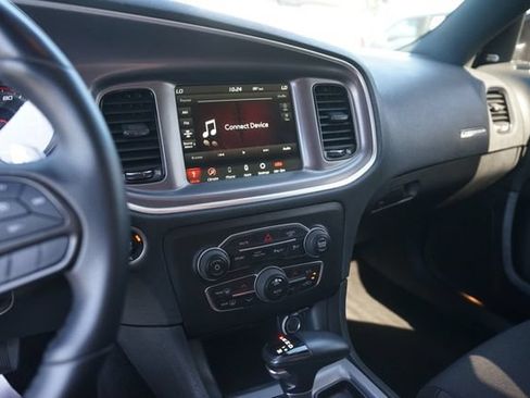Used 2022 Dodge Charger SXT w/ Blacktop Package AWD/4WD image 26