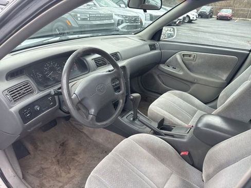 Used 1997 Toyota Camry LE image 13