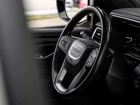 Used 2022 GMC Yukon XL Denali image 21