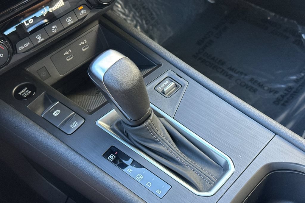 Used 2026 Nissan Kicks SV FWD image 20