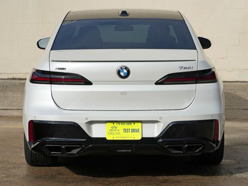 Used 2023 BMW 760i xDrive w/ Executive Package AWD/4WD image 62