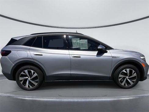 Used 2023 Volkswagen ID.4 Pro image 5