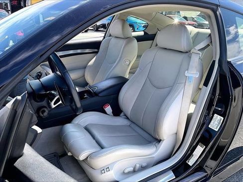 Used 2015 INFINITI Q60 AWD Coupe w/ Premium Package image 7