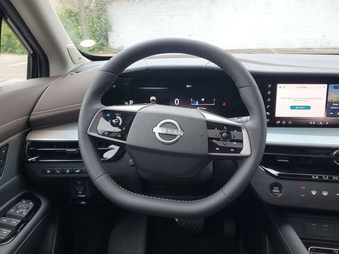 New 2025 Nissan Murano Platinum image 30