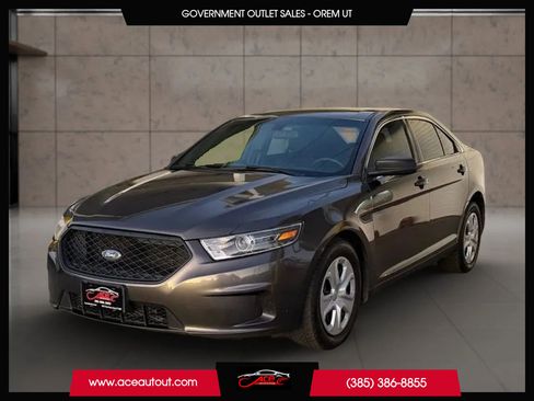 Used 2017 Ford Taurus Police Interceptor AWD image 3