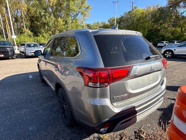 Used 2020 Mitsubishi Outlander SEL AWD/4WD image 3