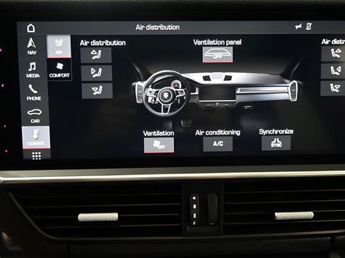 Used 2019 Porsche Cayenne S w/ Premium Package AWD/4WD image 27