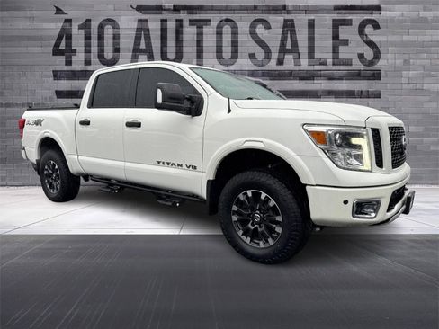 Used 2019 Nissan Titan PRO-4X w/ Pro-4x Convenience Package image 1