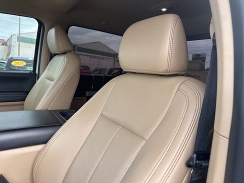Used 2021 Ford F350 Lariat w/ Lariat Ultimate Package AWD/4WD image 7