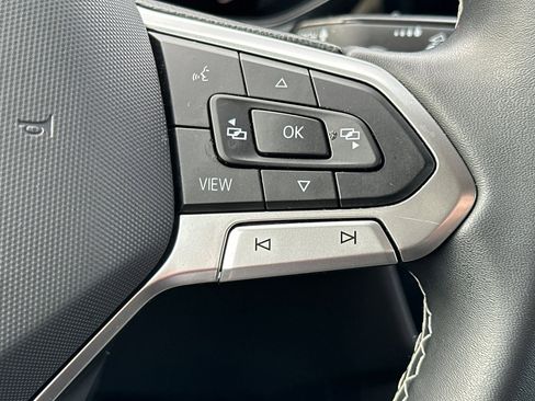 Used 2022 Volkswagen Taos SE image 27