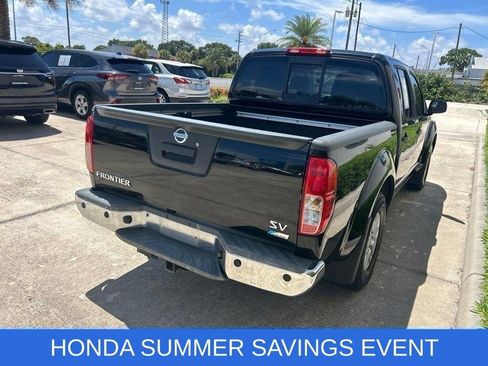 Used 2017 Nissan Frontier SV w/ SV Value Truck Package RWD image 7