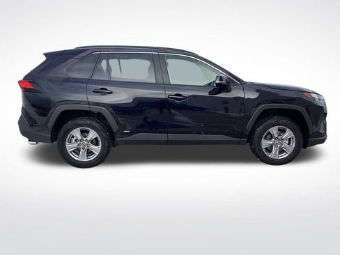 Used 2025 Toyota RAV4 XLE image 10