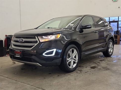 Used 2017 Ford Edge Titanium image 8