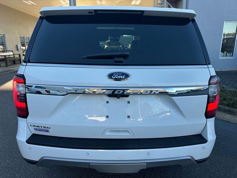 Used 2018 Ford Expedition Limited w/ Equipment Group 302A image 13