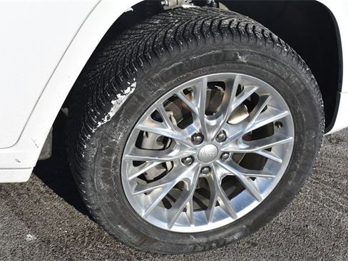 Used 2021 Jeep Grand Cherokee L Summit w/ Luxury Tech Group V image 11