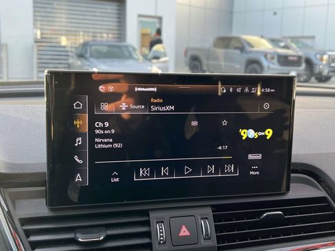 Used 2022 Audi Q5 2.0T Premium AWD/4WD image 28