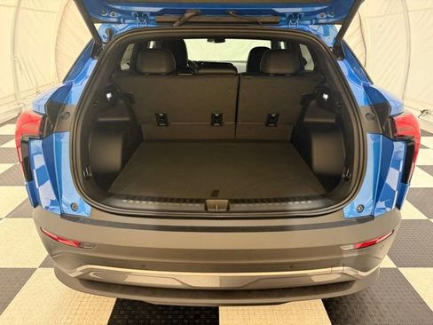 New 2025 Chevrolet Blazer EV LT image 5