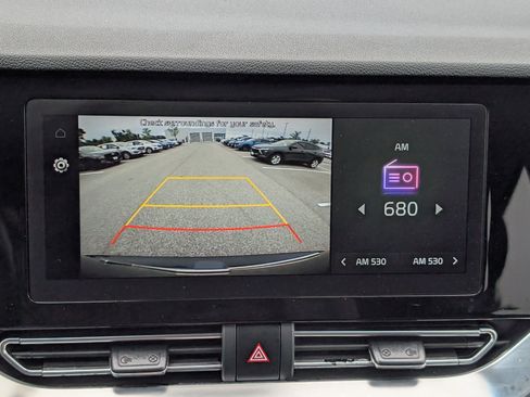 Used 2022 Kia Niro EX w/ Cold Weather Package FWD image 28