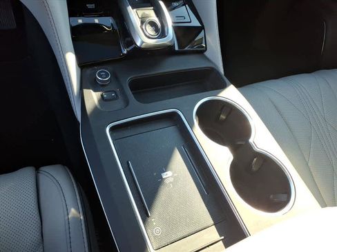 Certified 2025 Acura MDX SH-AWD w/ Advance Package image 16