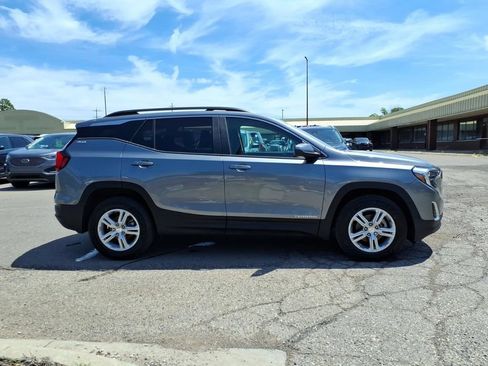 Used 2021 GMC Terrain SLE w/ Driver Convenience Package AWD/4WD image 6