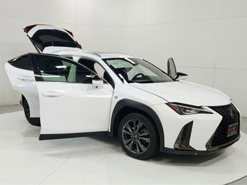 Used 2019 Lexus UX 200 F Sport w/ F Sport Premium Package image 29