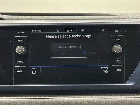 Certified 2023 Volkswagen Taos SE image 12