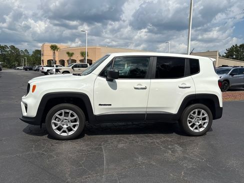 Used 2023 Jeep Renegade Latitude AWD/4WD image 21