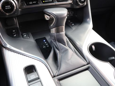 Used 2023 Lexus LX 600 F Sport image 31