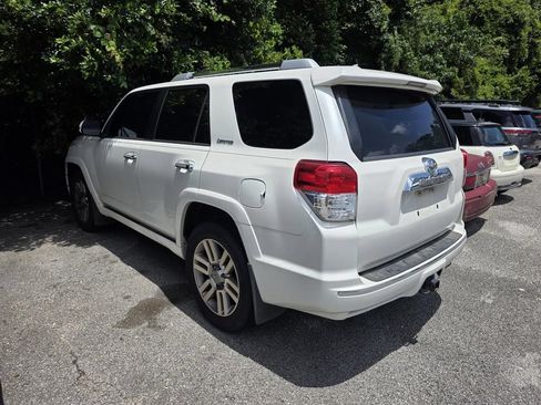 Used 2013 Toyota 4Runner Limited RWD image 3