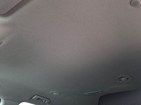 Used 2019 GMC Acadia SLE w/ Driver Alert Package I image 17