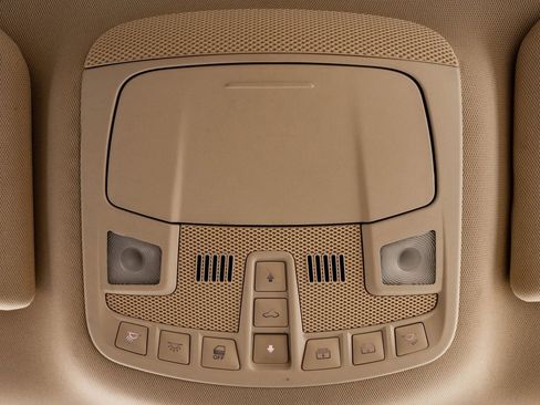 Used 2016 Lincoln MKC Reserve w/ Lincoln MKC Climate Package image 38