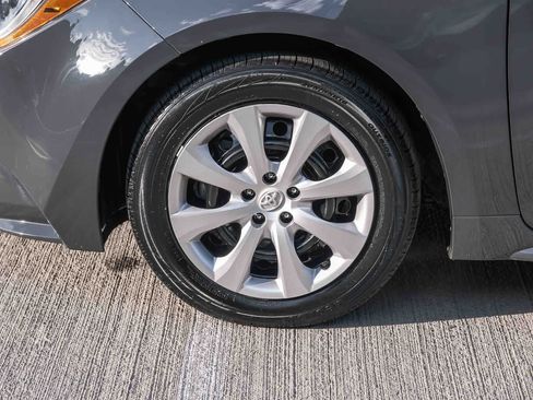 Certified 2024 Toyota Corolla LE FWD image 10