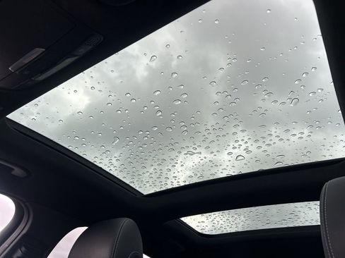 Used 2020 Mercedes-Benz GLC 63 AMG 4MATIC image 18