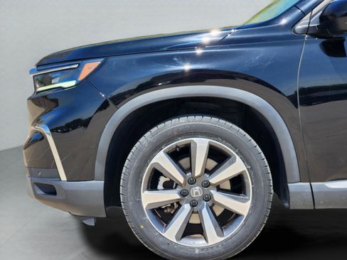 Certified 2023 Honda Pilot Elite image 10